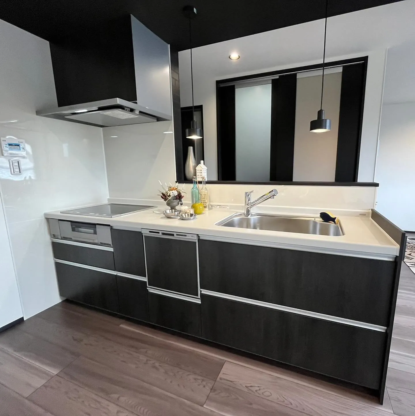 夏も冬も快適な一種換気付き!家具付き+エアコン1台プレゼント...