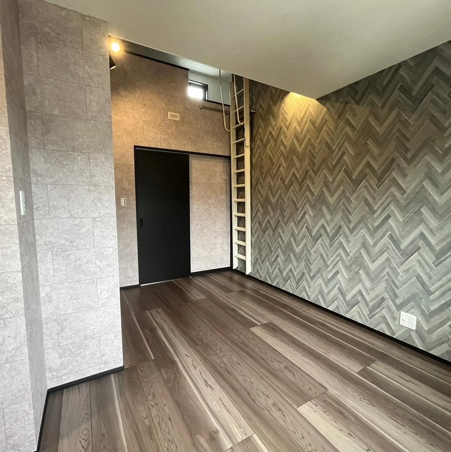 夏も冬も快適な一種換気付き!家具付き+エアコン1台プレゼント...